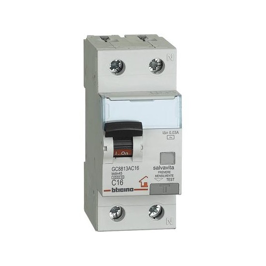 Acquista Magnetotermico differenziale BTICINO 1P+N - 4,5kA - Idn-0,... 2